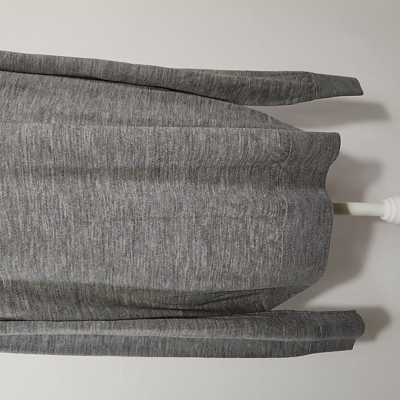 Uniqlo Sweater Mock Neck Merino Wool Grey XL Lightweight Knit Long Sleeve Preppy - Picture 3 of 13